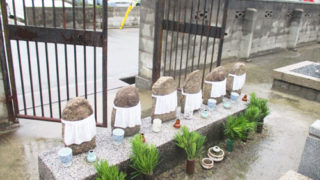 尼崎市東墓地崇徳院霊園の園内写真
