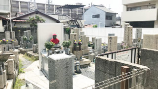 尼崎市南町墓地の霊園写真　塚口駅すぐそば
